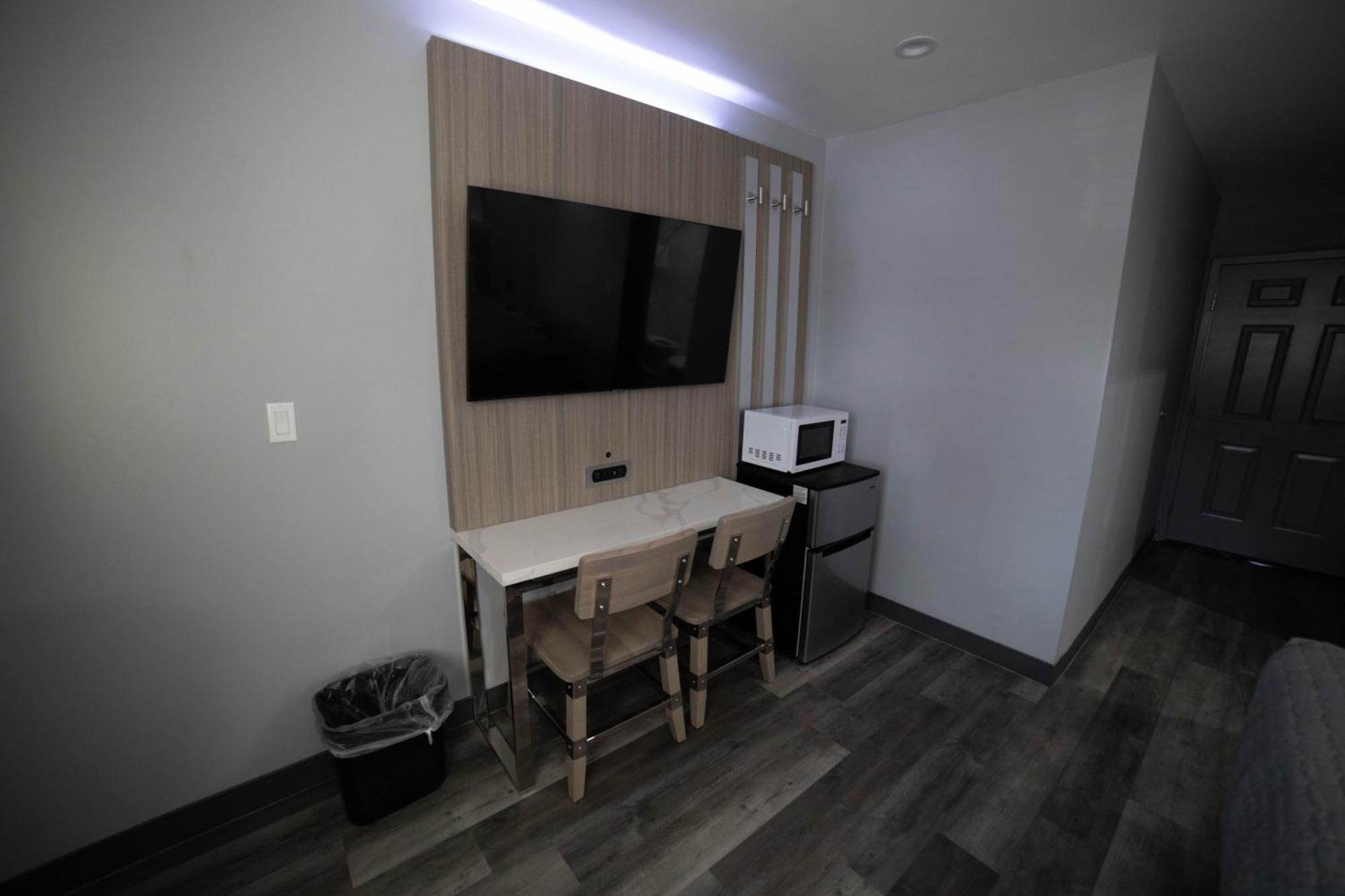 Palms Motel Pico Rivera Bagian luar foto