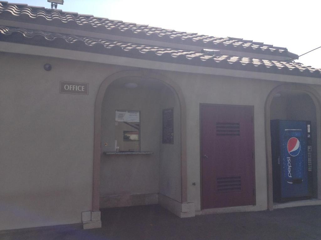 Palms Motel Pico Rivera Bagian luar foto