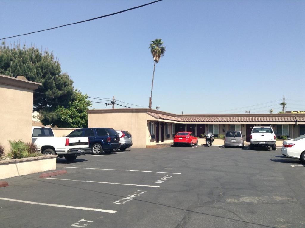 Palms Motel Pico Rivera Bagian luar foto