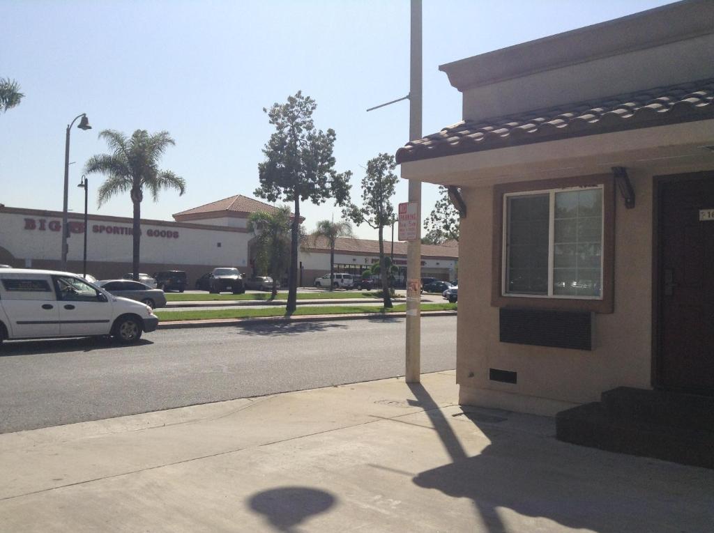 Palms Motel Pico Rivera Bagian luar foto